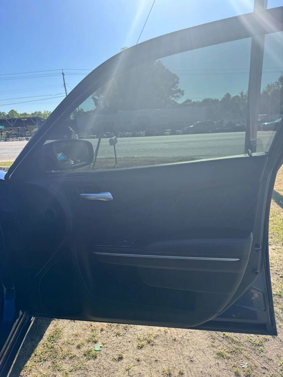 Used 2015 Dodge Charger SE w/ Popular Equipment Group image 18