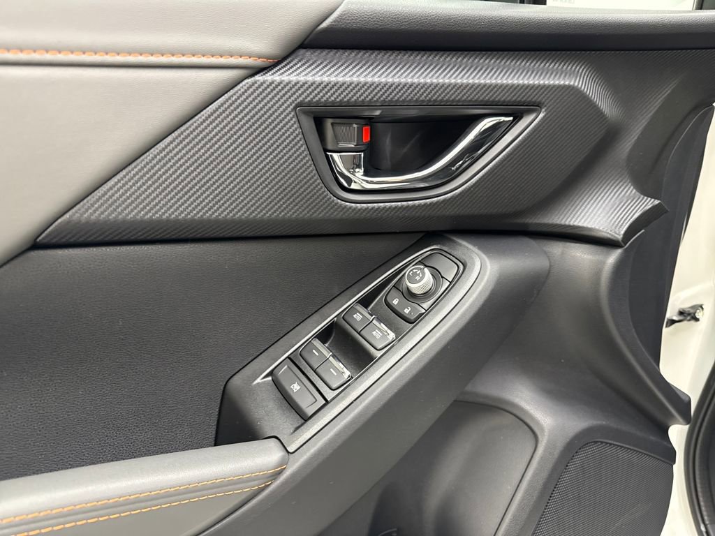 New 2025 Subaru Crosstrek 2.5i Limited image 12