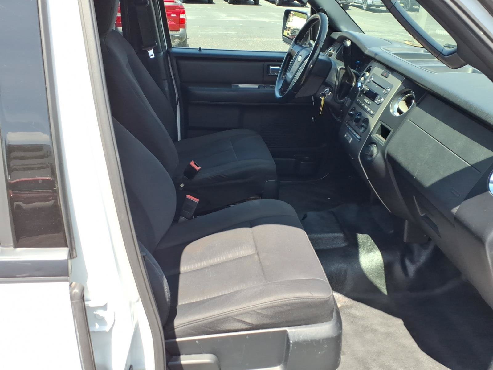 Used 2017 Ford Expedition XL RWD image 11
