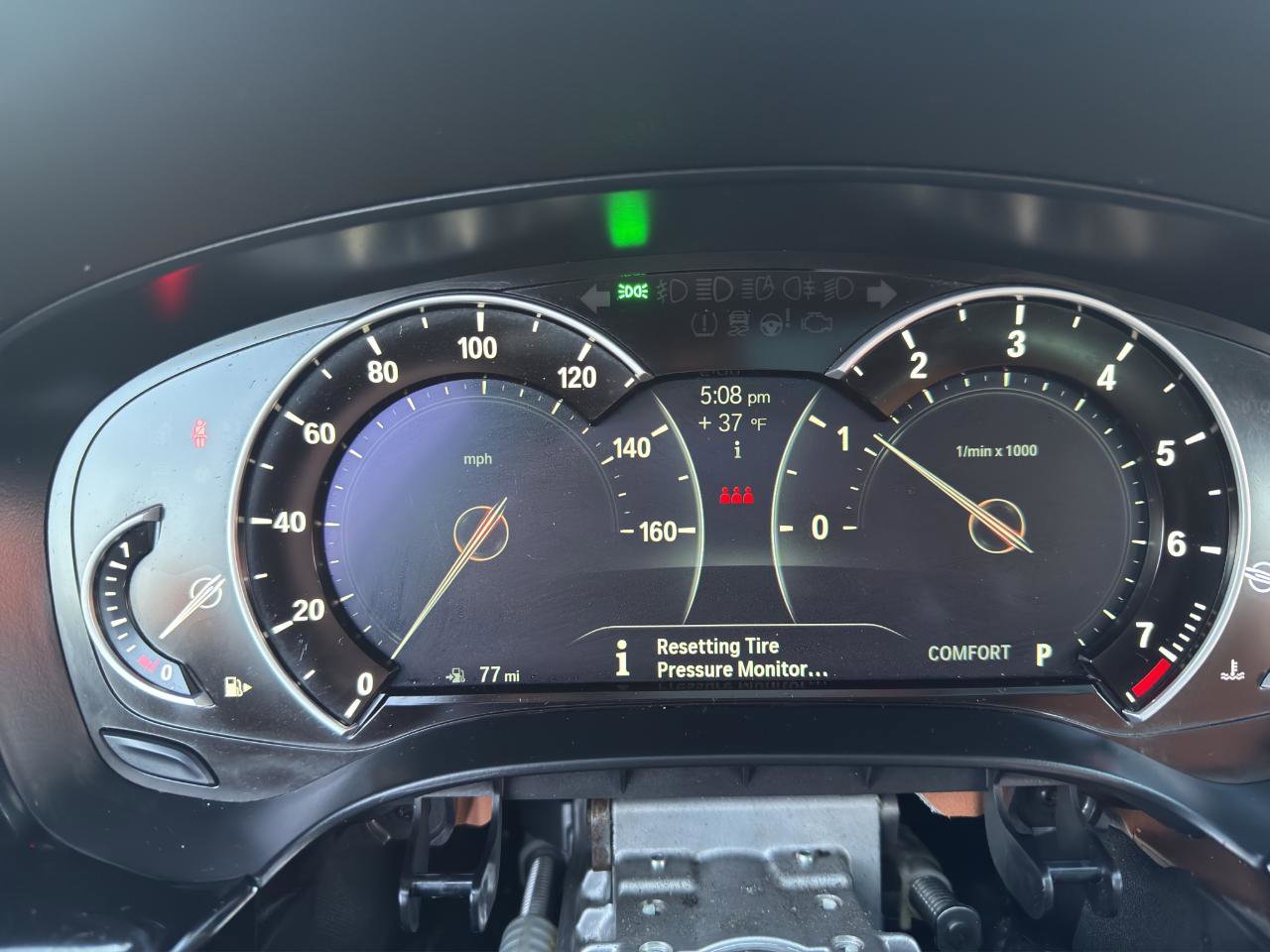 Used 2018 BMW 540i xDrive 540i xDrive Sedan w/ Premium Package image 11