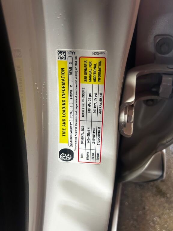 Used 2025 Buick Encore GX Avenir w/ Avenir Convenience Package image 33