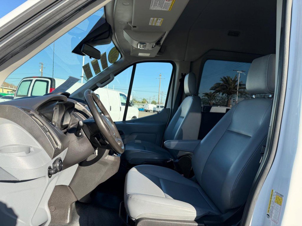 Used 2017 Ford Transit 350 XL image 17
