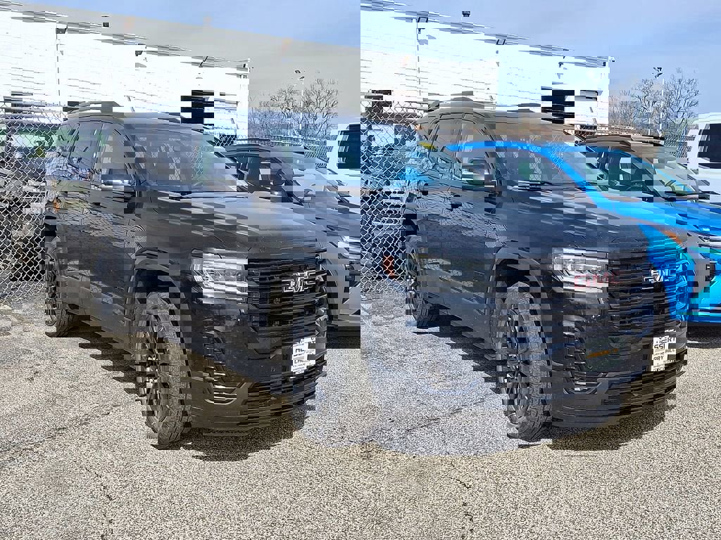 Certified 2022 GMC Acadia SLE w/ Driver Convenience Package image 5