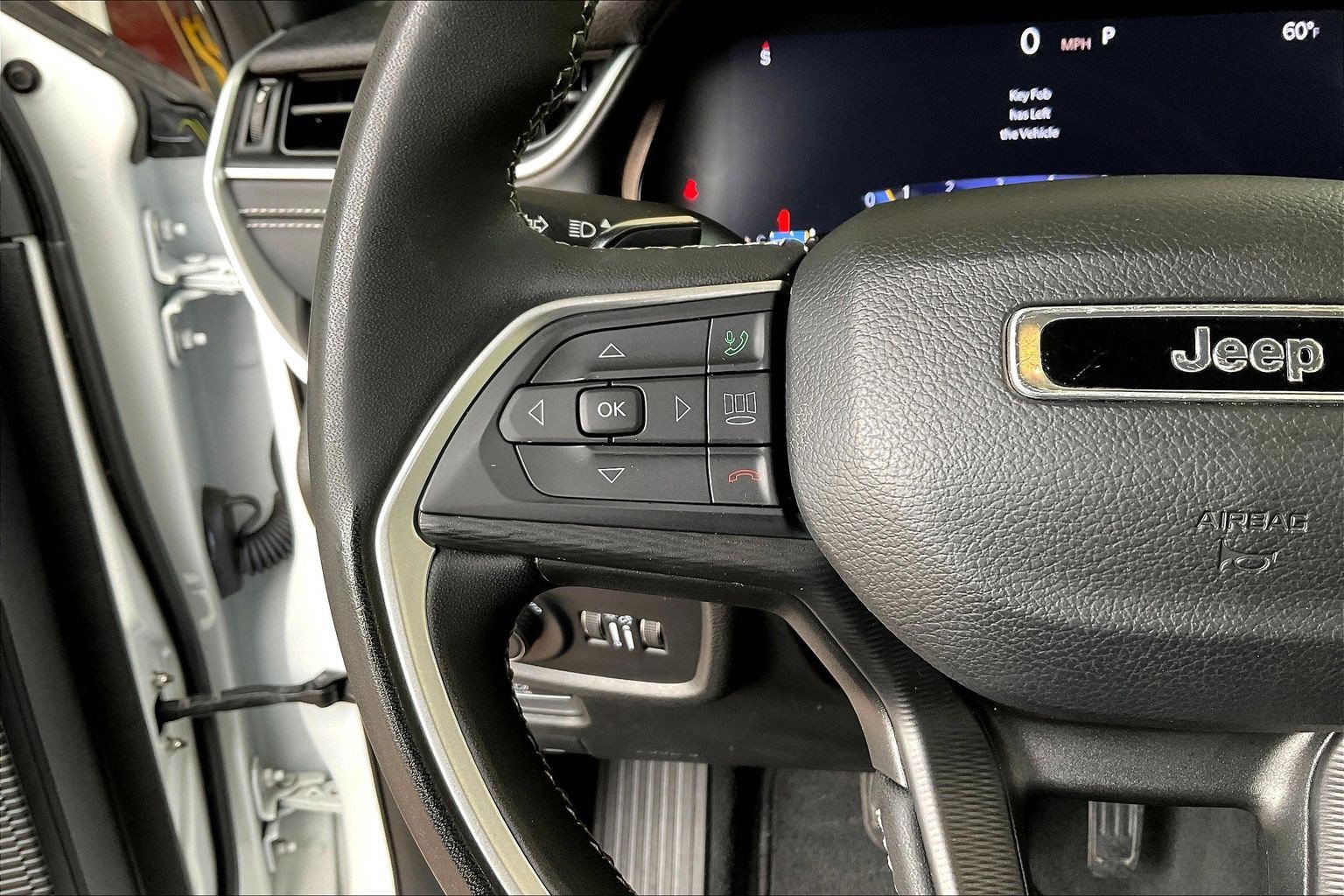 Used 2023 Jeep Grand Cherokee L Laredo AWD/4WD image 11