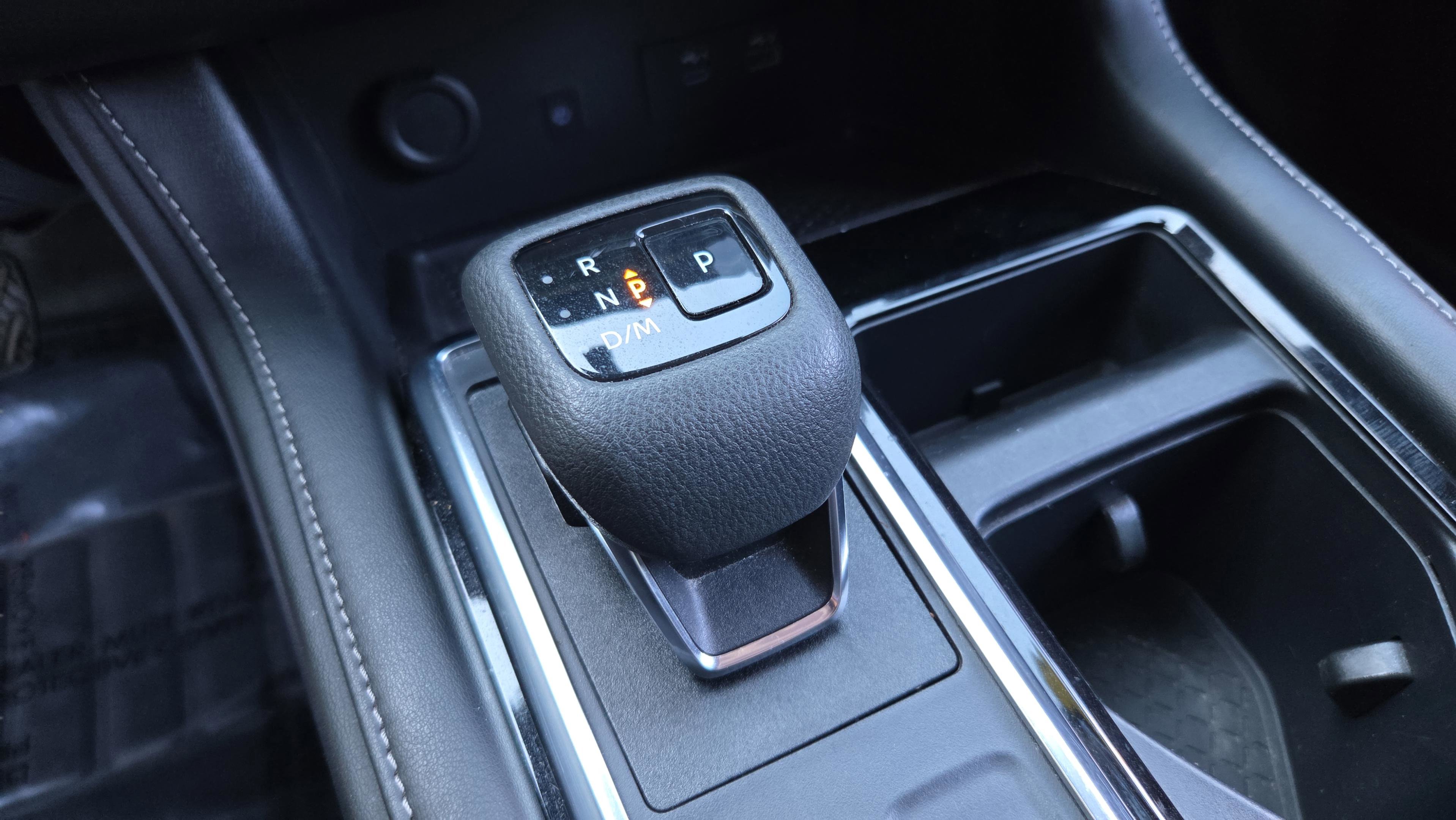 Used 2023 Nissan Pathfinder SL w/ SL Premium Package FWD image 22