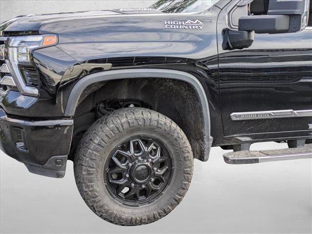 Used 2024 Chevrolet Silverado 3500 High Country w/ High Country Premium Package AWD/4WD image 14