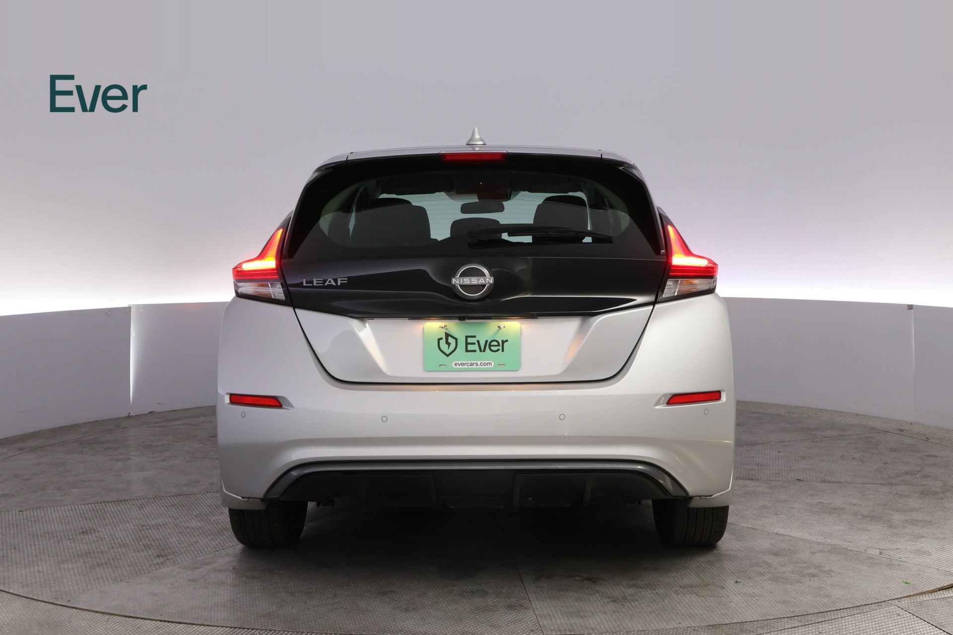 Used 2025 Nissan Leaf S FWD image 15