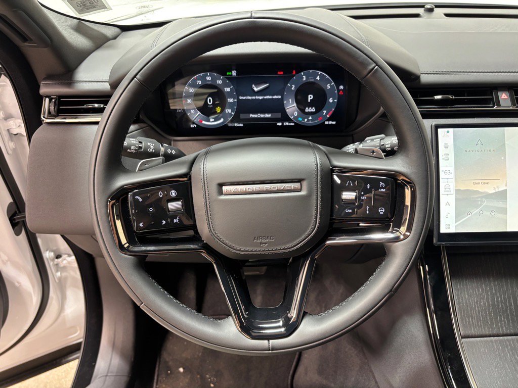 New 2026 Land Rover Range Rover Velar Dynamic SE image 18