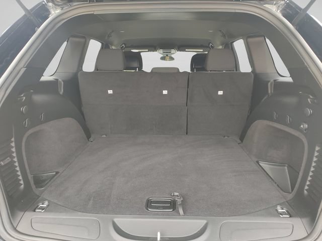Used 2018 Jeep Grand Cherokee Laredo RWD image 28