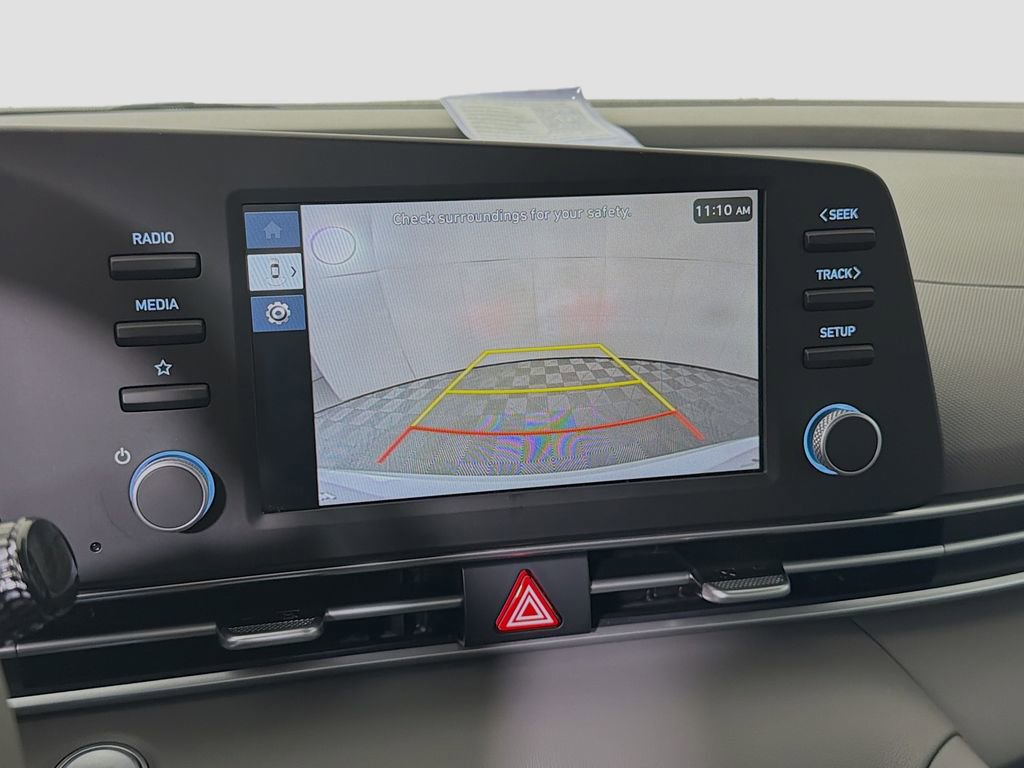 Used 2025 Hyundai Elantra Sport FWD image 17