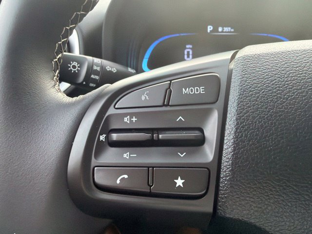 Used 2026 Hyundai Venue SEL FWD image 15