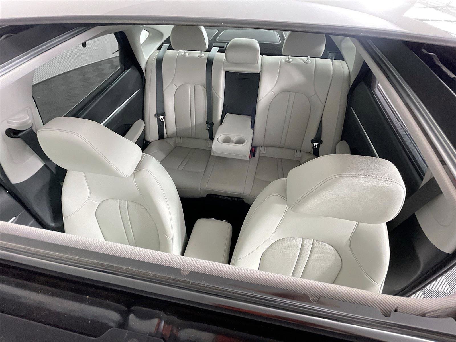 Used 2025 Hyundai Sonata Limited image 12