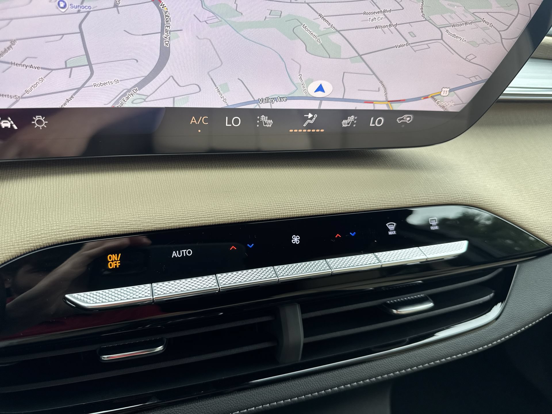 New 2026 Buick Enclave Preferred w/ Power Package AWD/4WD image 17