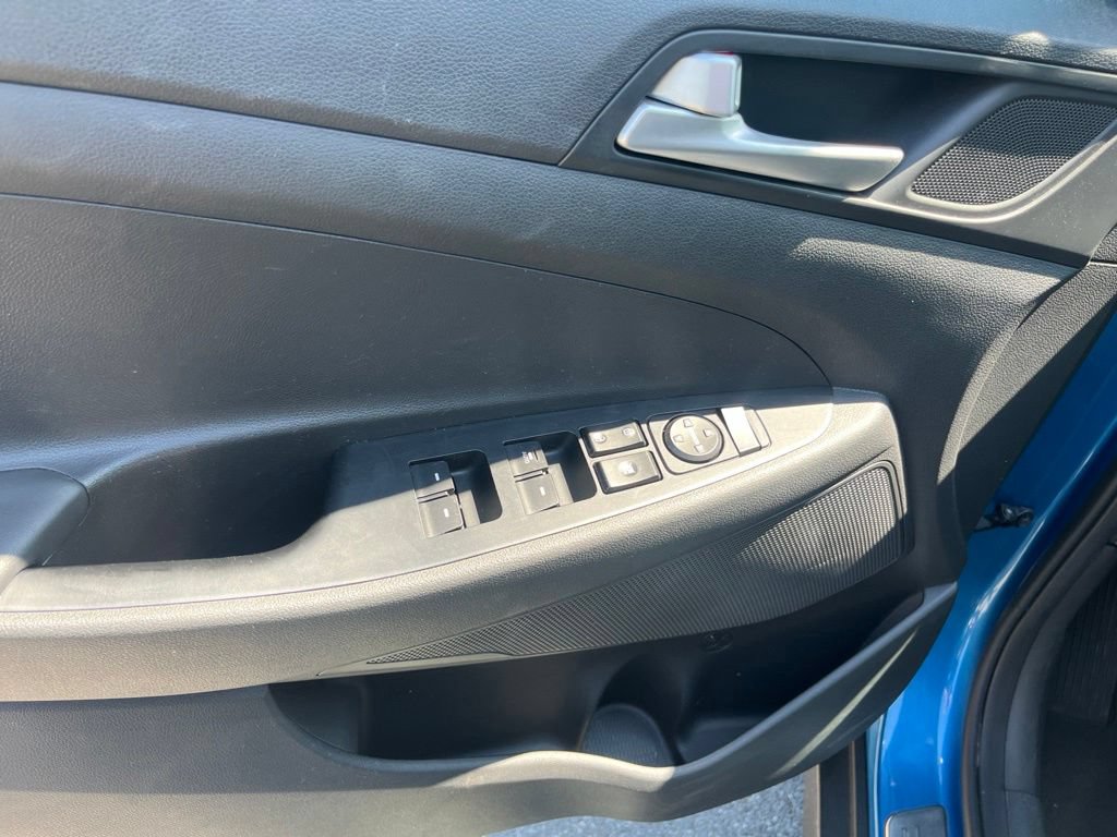 Used 2019 Hyundai Tucson Value AWD/4WD image 18