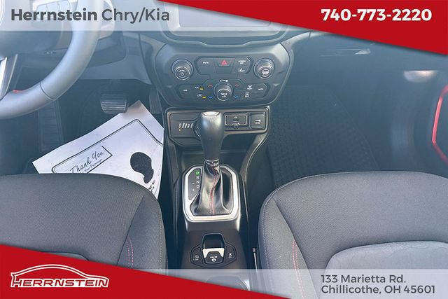 Used 2023 Jeep Renegade Trailhawk AWD/4WD image 12