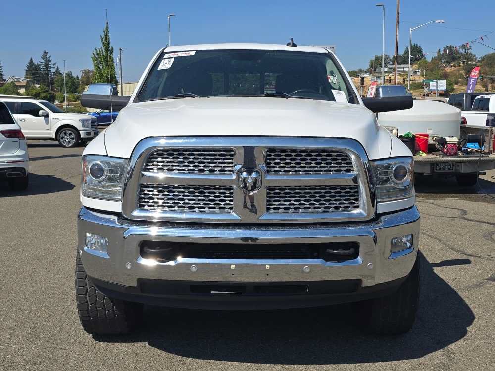 Used 2016 RAM 3500 Laramie w/ Convenience Group AWD/4WD image 19