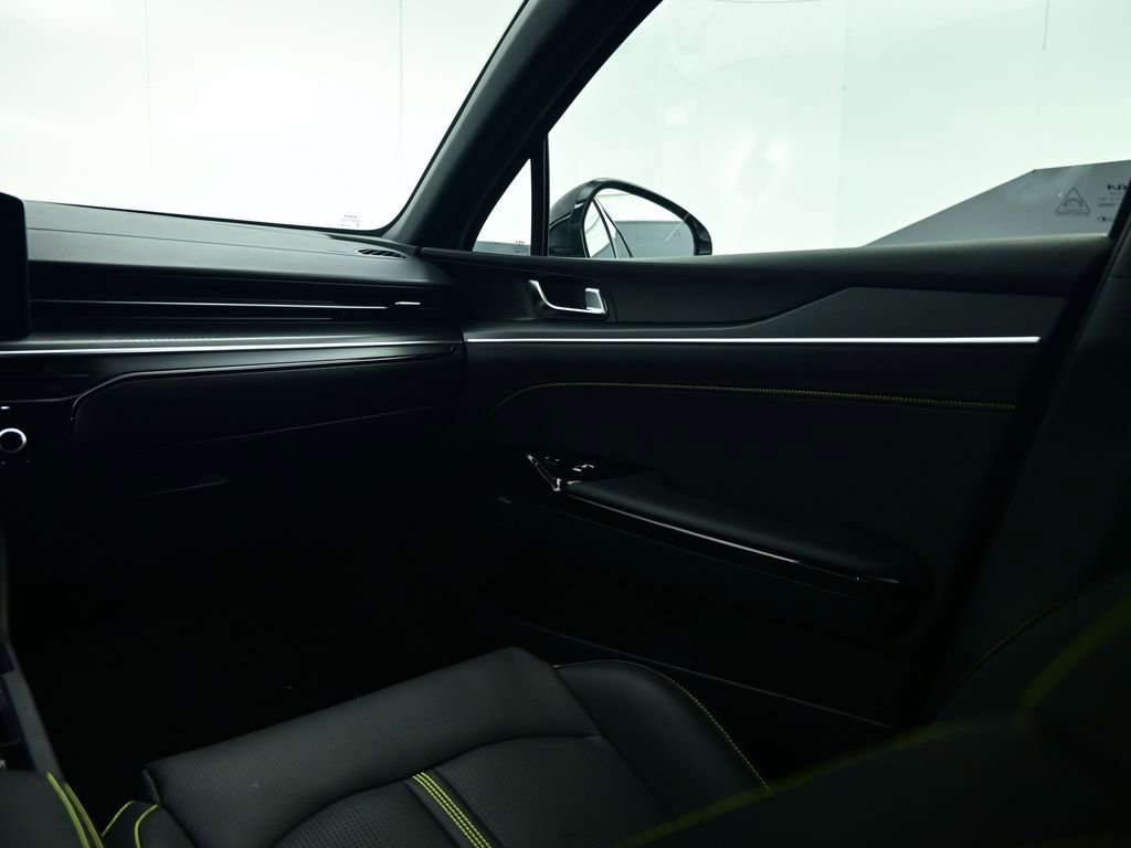 Used 2025 Kia K5 GT w/ GT1 Package image 44