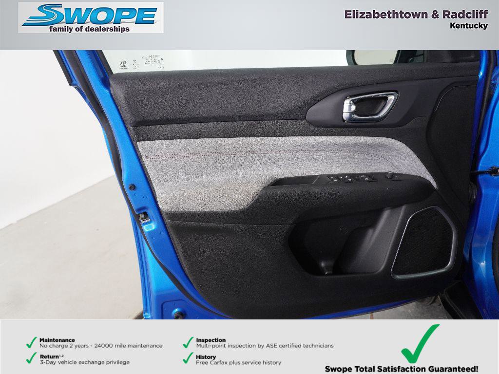 Used 2022 Jeep Compass Latitude image 13