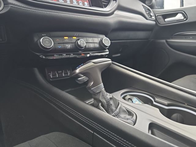 Used 2022 Dodge Durango SXT w/ Blacktop Package AWD/4WD image 35
