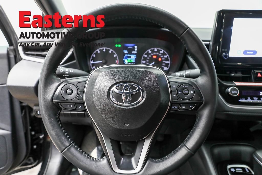 Used 2025 Toyota Corolla SE image 10
