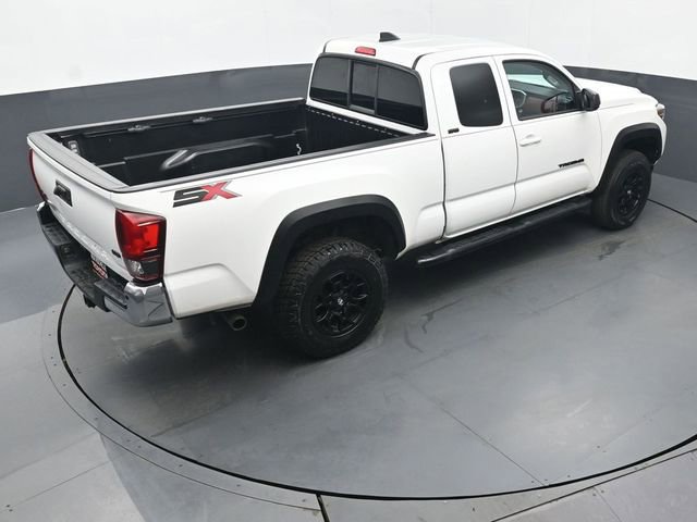 Used 2023 Toyota Tacoma SR5 AWD/4WD image 39