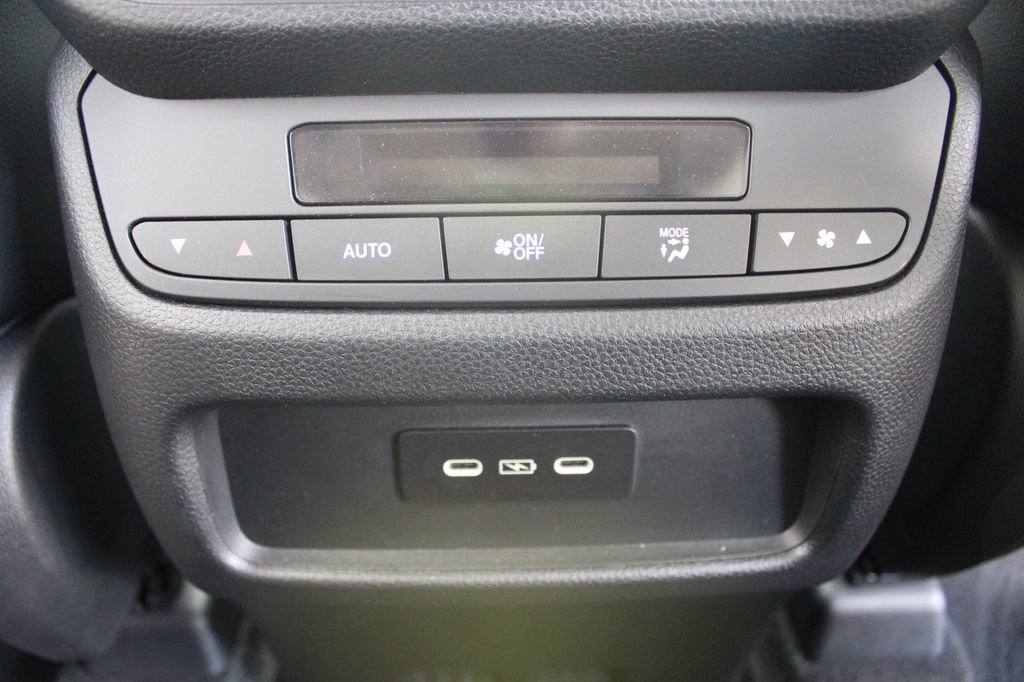 Certified 2025 Honda Pilot EX-L image 16