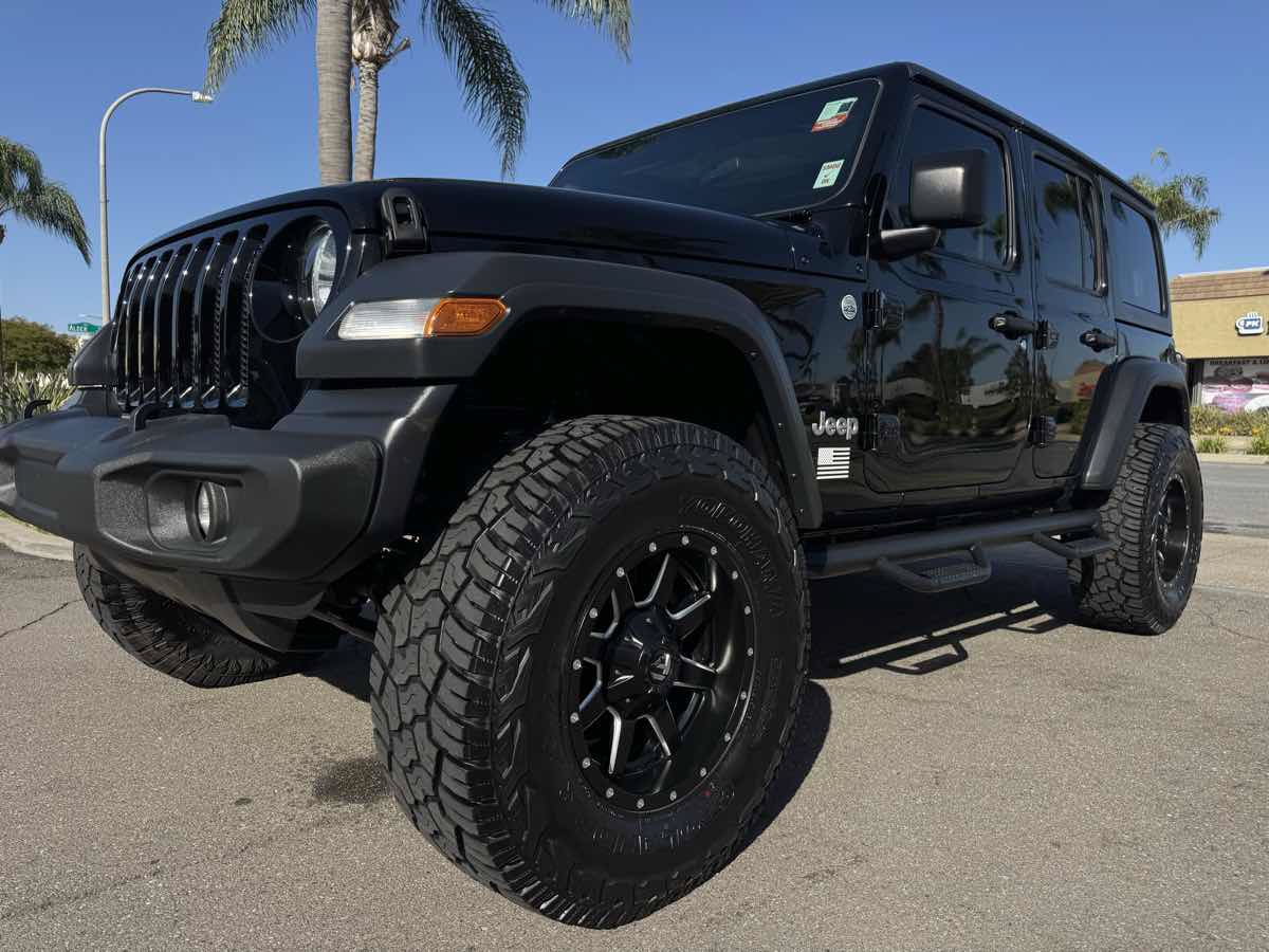Used 2019 Jeep Wrangler Unlimited Sport S AWD/4WD image 12