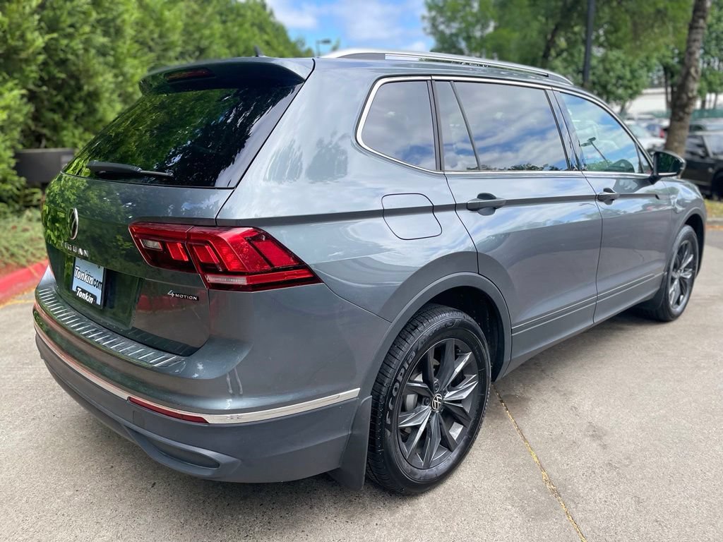 Used 2024 Volkswagen Tiguan SE AWD/4WD image 28
