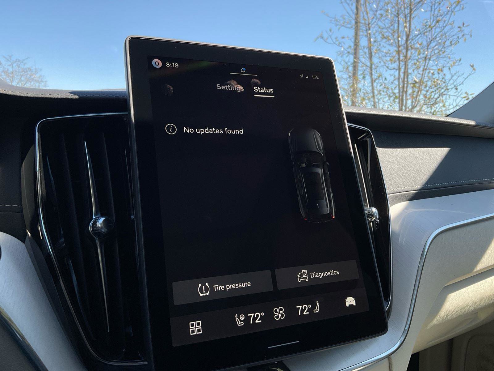 New 2026 Volvo XC60 B5 Ultra w/ Climate Package image 26