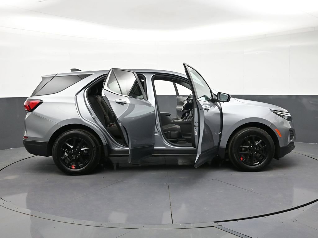 Certified 2024 Chevrolet Equinox LT FWD image 33