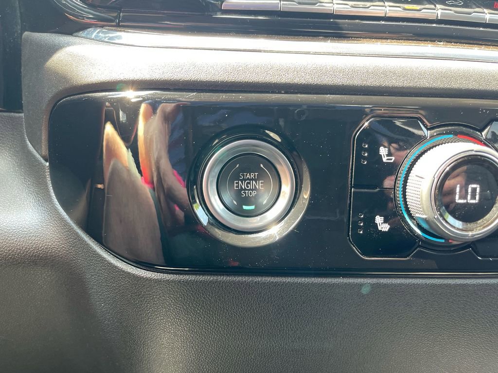 Used 2023 Chevrolet Silverado 1500 LT image 21