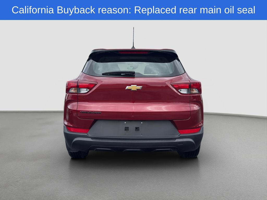 Used 2023 Chevrolet TrailBlazer LS w/ LPO, Blackout Package FWD image 5