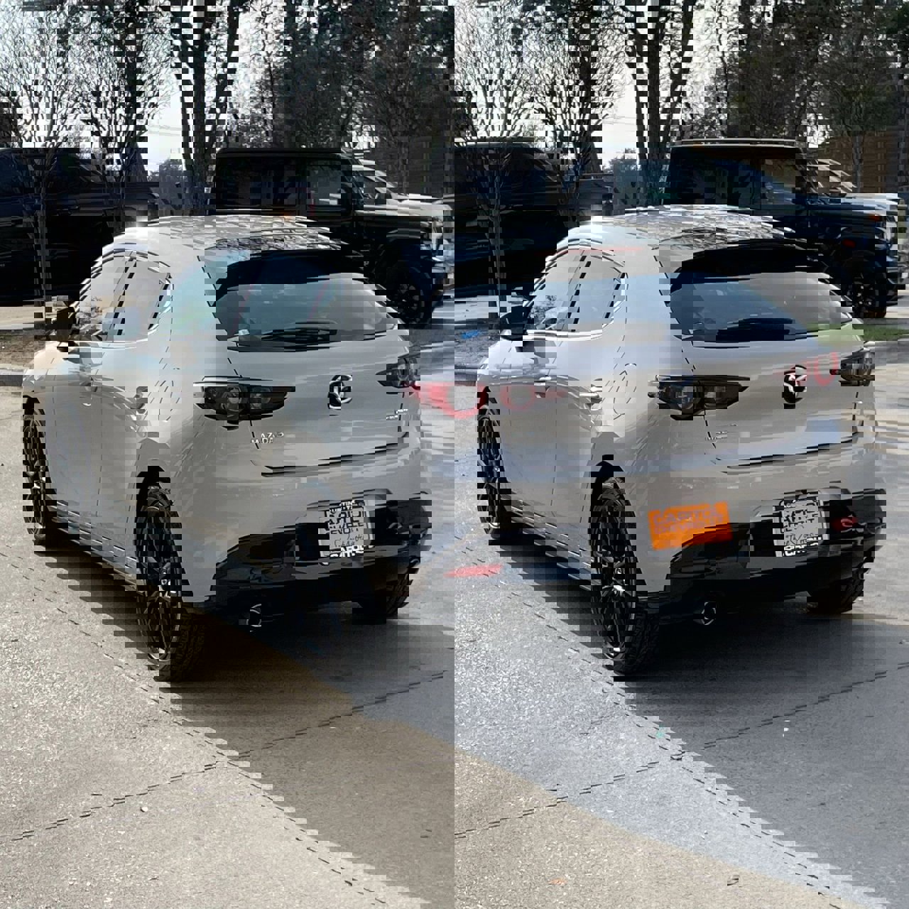 Used 2025 MAZDA MAZDA3 s Sport image 4