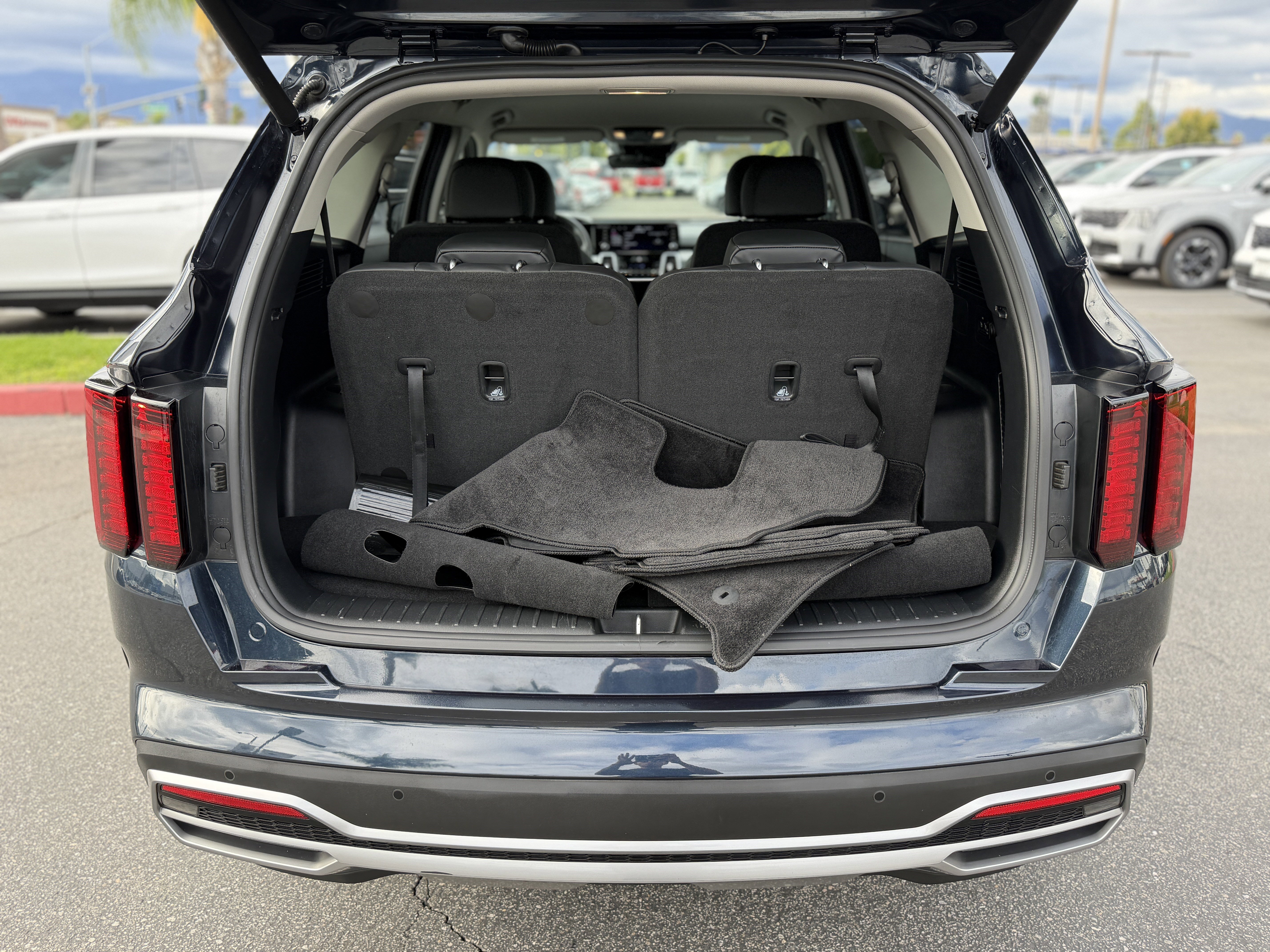 Certified 2023 Kia Sorento EX AWD/4WD image 10