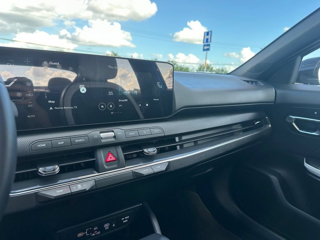 Used 2025 Kia K4 GT-Line w/ GT-Line Premium Package FWD image 23