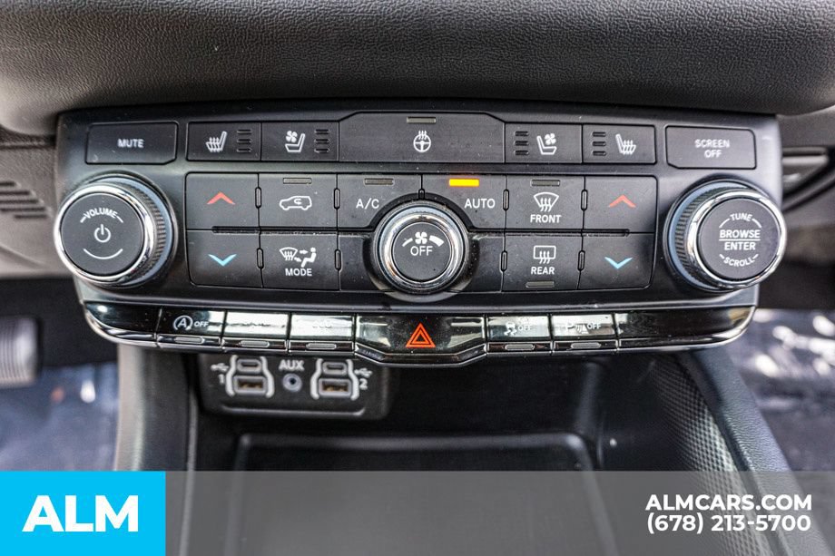 Used 2024 Dodge Durango GT RWD image 45