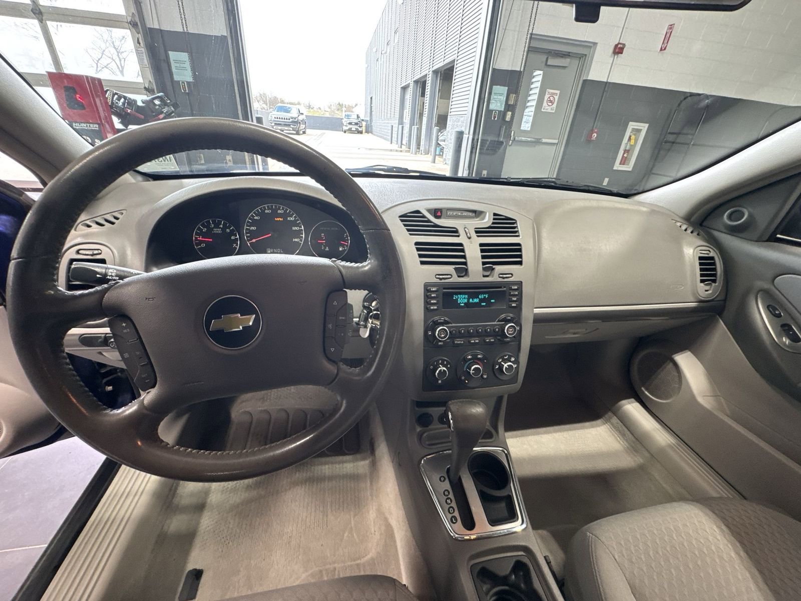 Used 2006 Chevrolet Malibu LT image 26