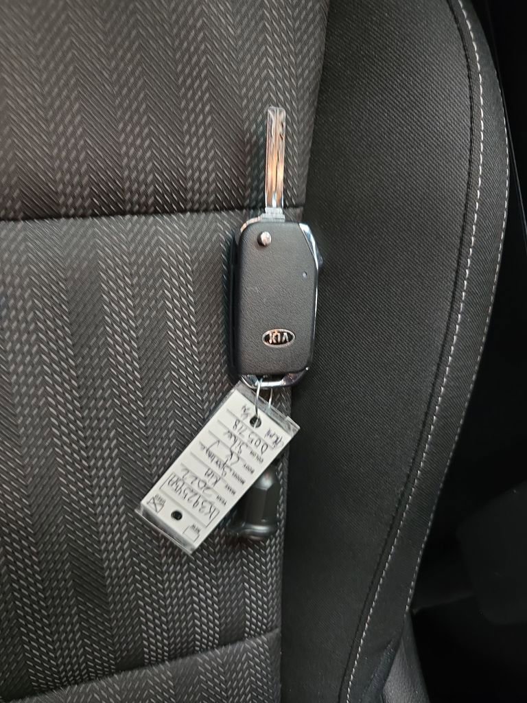 Used 2022 Kia Sportage LX image 35