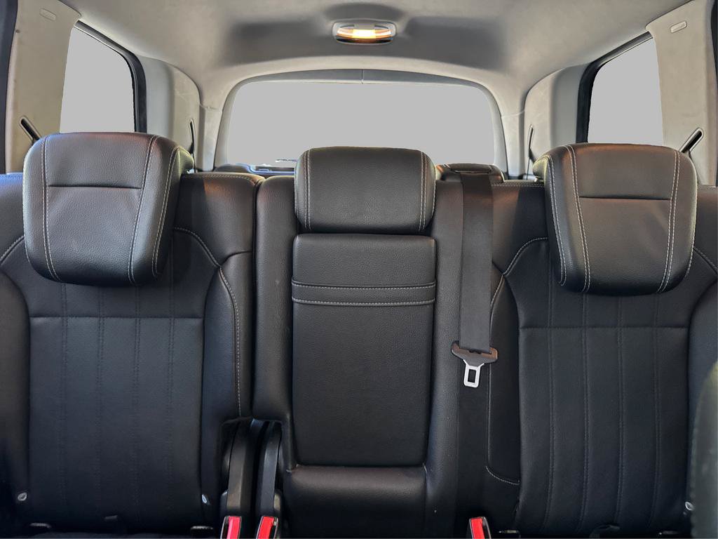 Used 2015 Mercedes-Benz GL 450 4MATIC w/ Appearance Package image 15