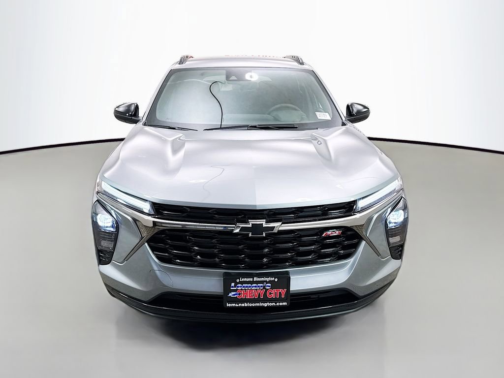 New 2026 Chevrolet Trax RS w/ Driver Confidence Package FWD image 2