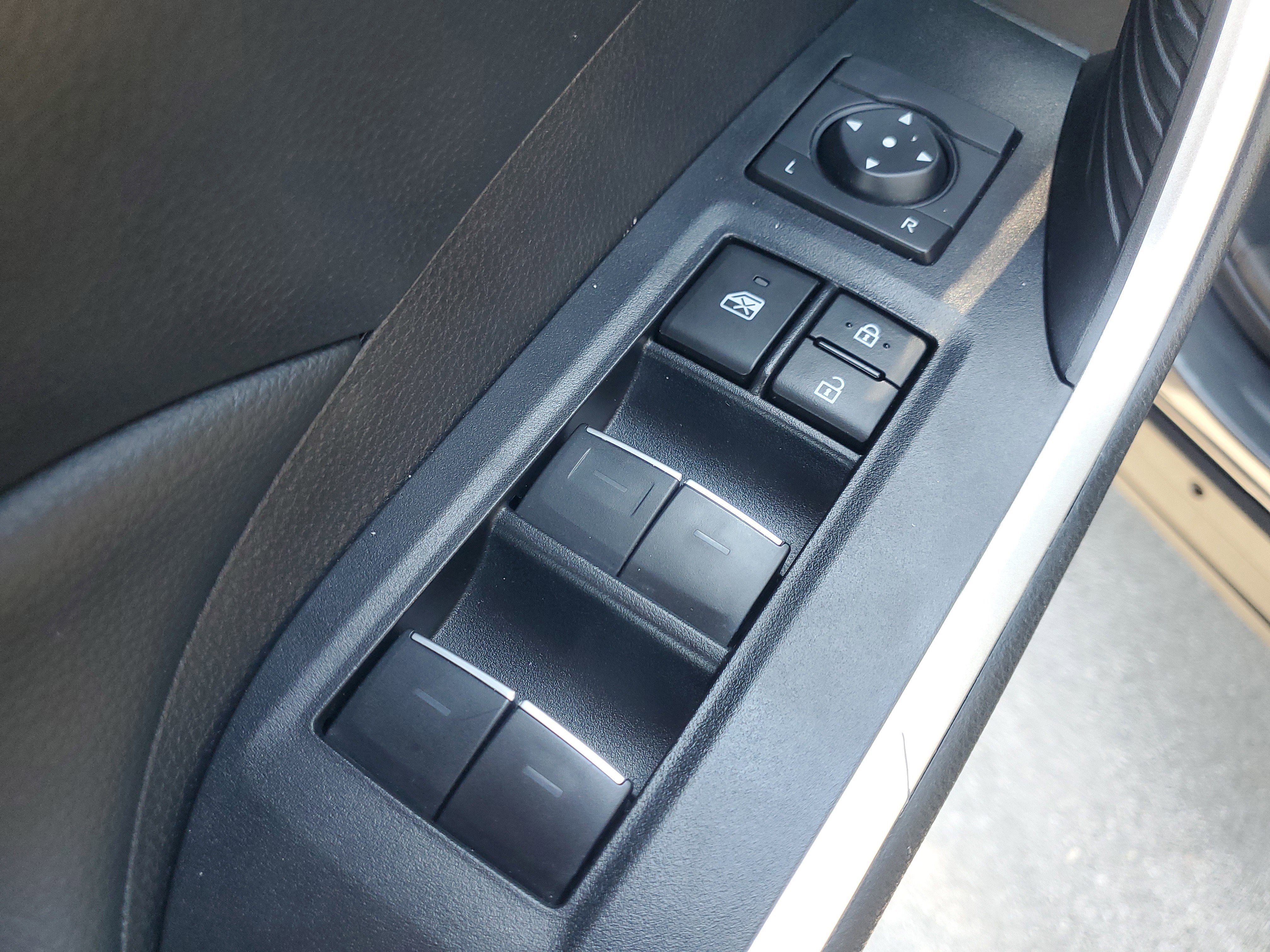 Used 2023 Toyota RAV4 XLE w/ Convenience Package image 21