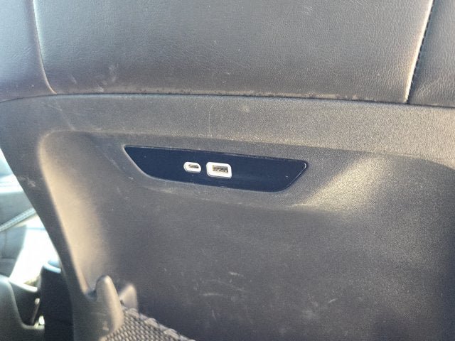 Used 2025 Chrysler Pacifica Select FWD image 9