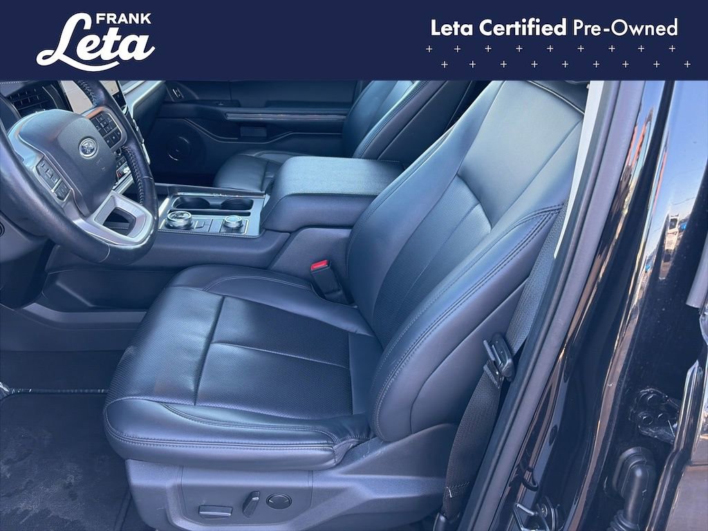 Used 2024 Ford Expedition XLT image 17