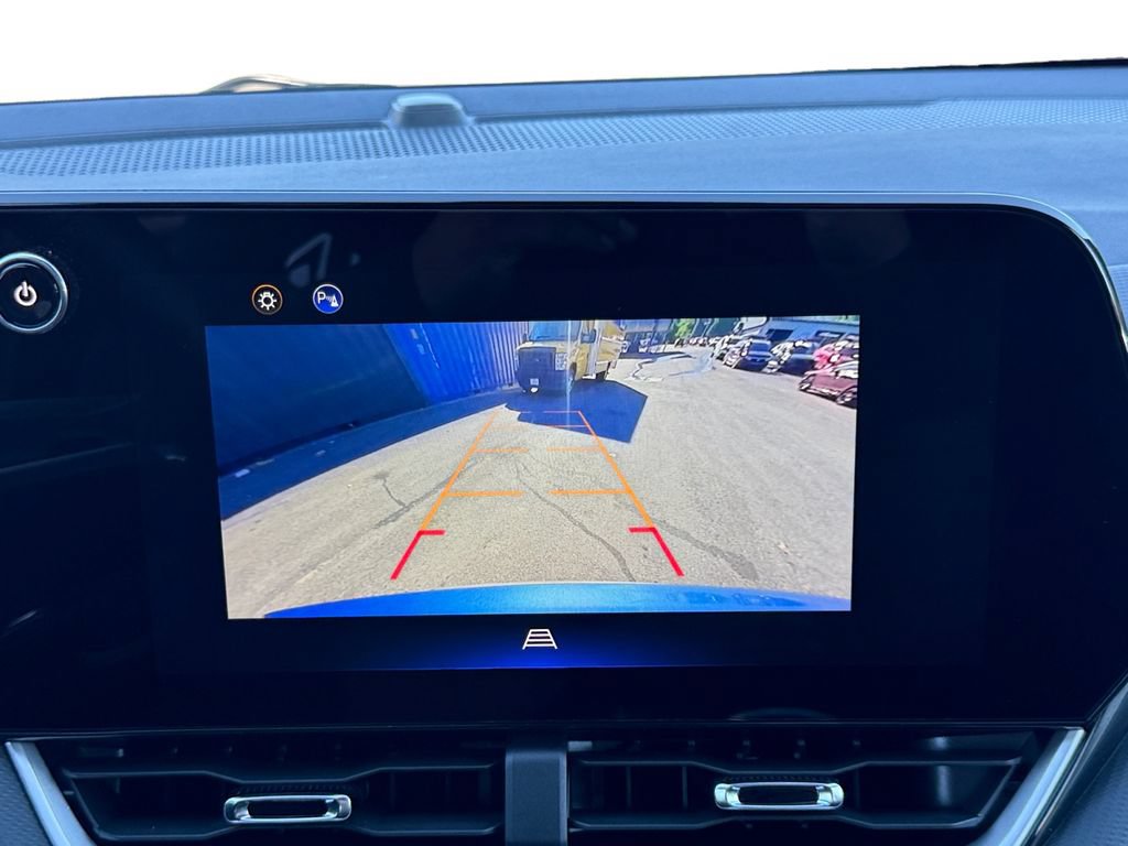 Used 2025 Chevrolet Equinox LT FWD image 15