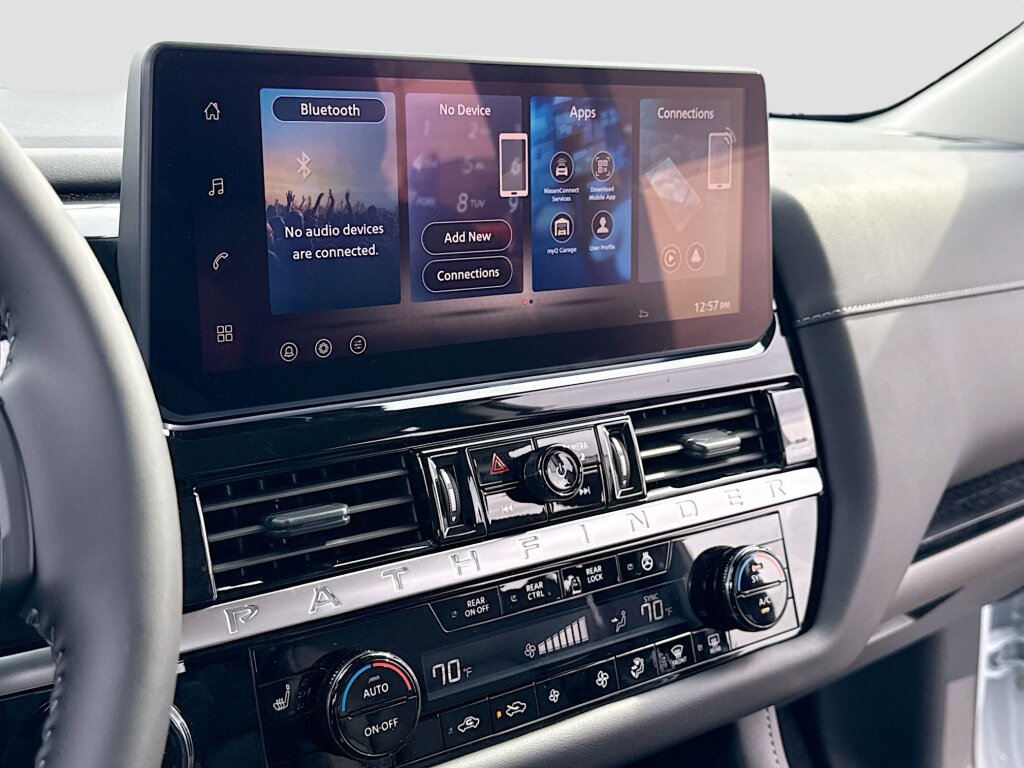 New 2026 Nissan Pathfinder SL AWD/4WD image 10