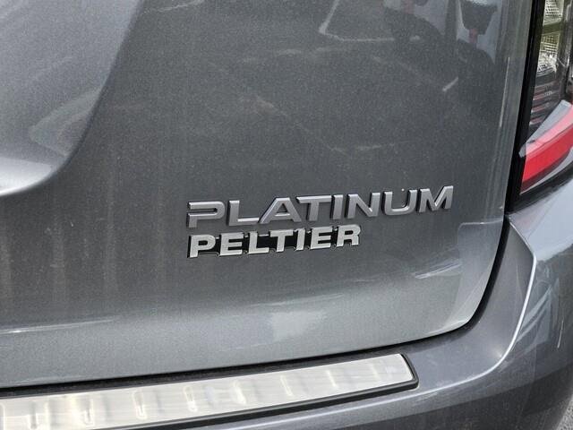 New 2025 Nissan Armada Platinum image 5