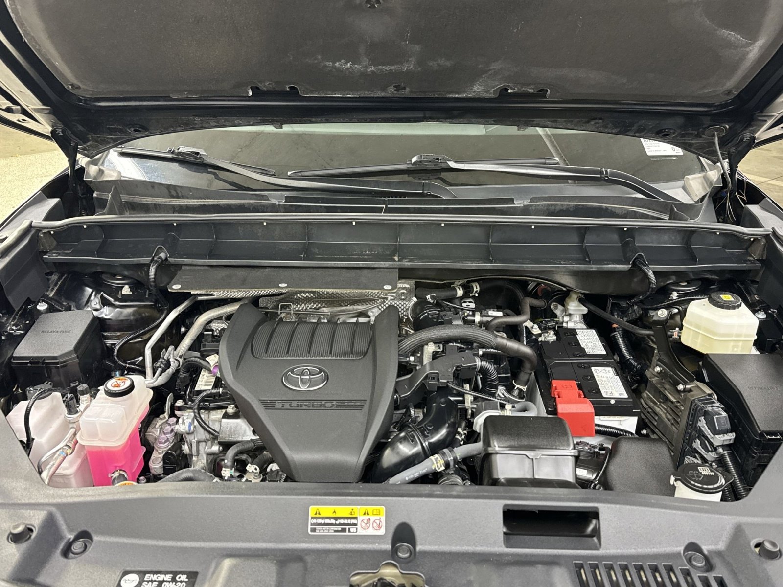 Used 2023 Toyota Highlander L image 33