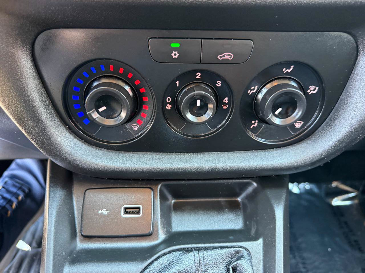 Used 2022 RAM ProMaster City Tradesman w/ Window Group 05 FWD image 20