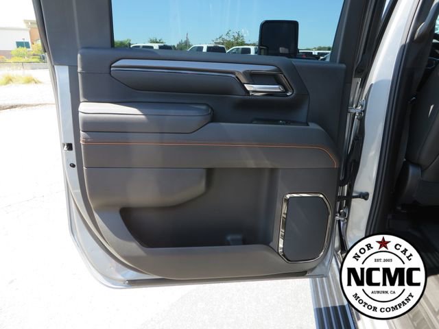 Used 2026 GMC Sierra 3500 AT4 w/ AT4 Premium Plus Package AWD/4WD image 41