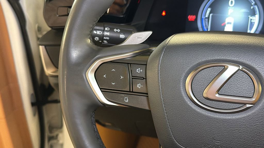 Certified 2023 Lexus RZ 450e Premium w/ Technology Package image 32